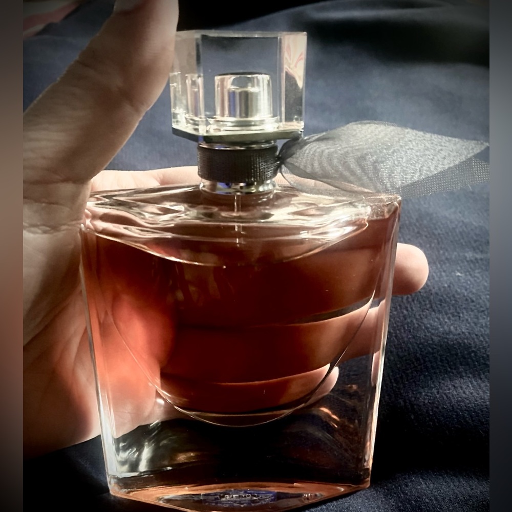 Lancome La Vie Est Belle L’eau de Parfum EDP 2.5 Fl. Oz. About 15% used.